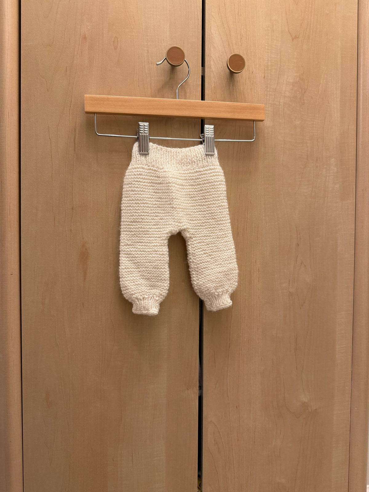 Handmade White Knit Jogger Pants / 0-3m
