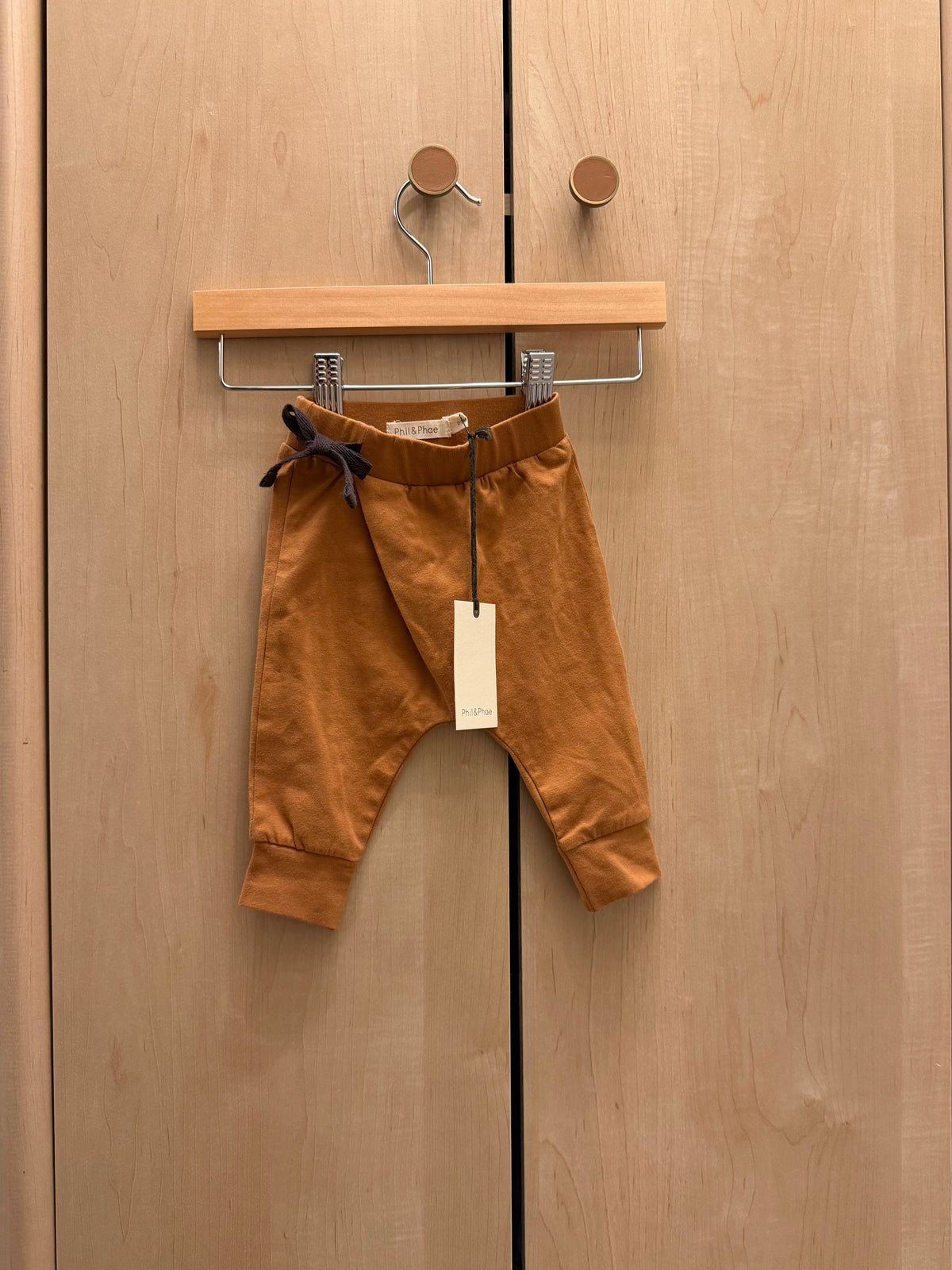 NWT Phil & Phae Organic Cotton Rust Harem Pants with Side Tie / 0-3m