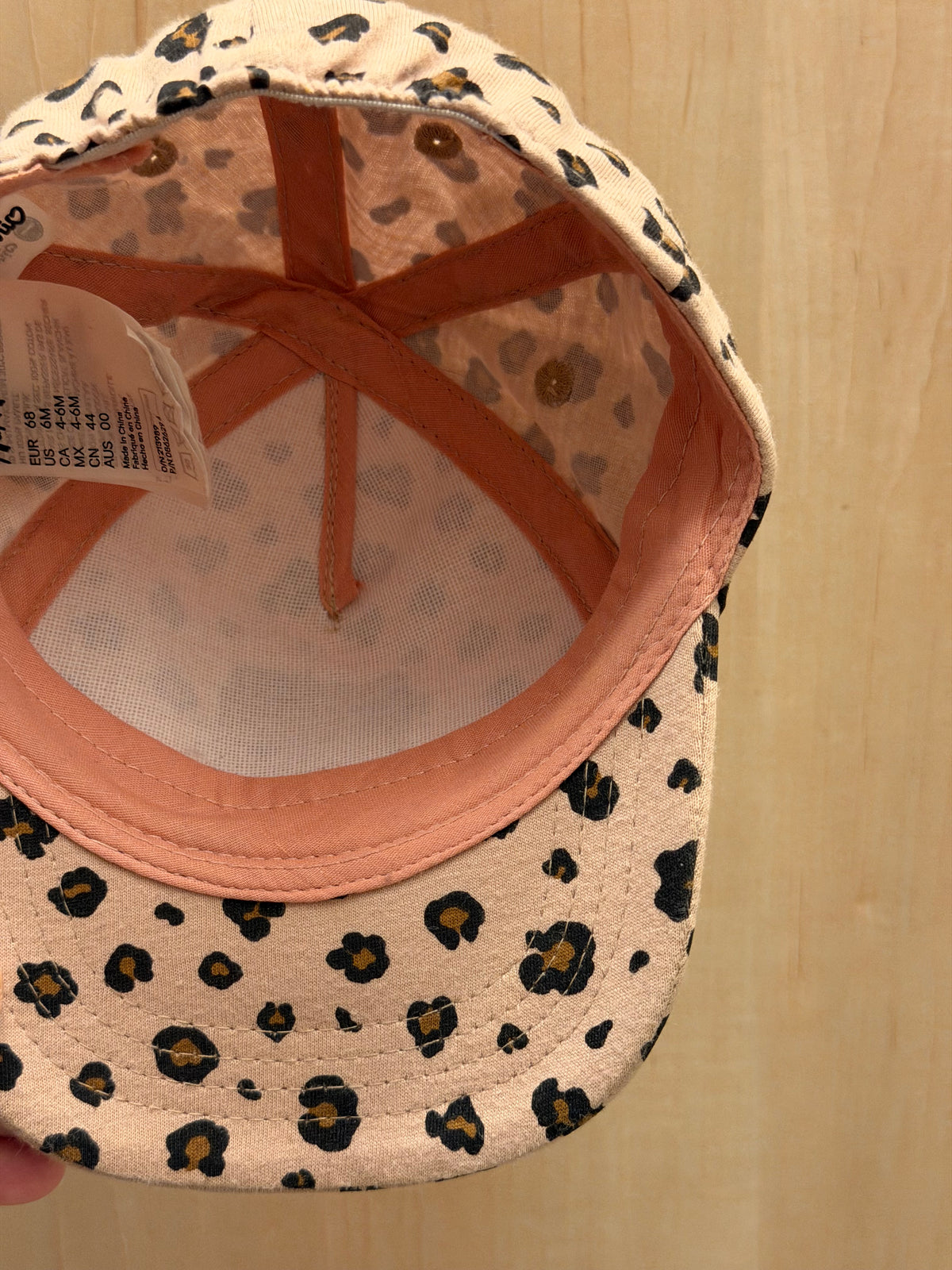 Sanrio H&M Hello Kitty Leopard Print Cap / 4-6m