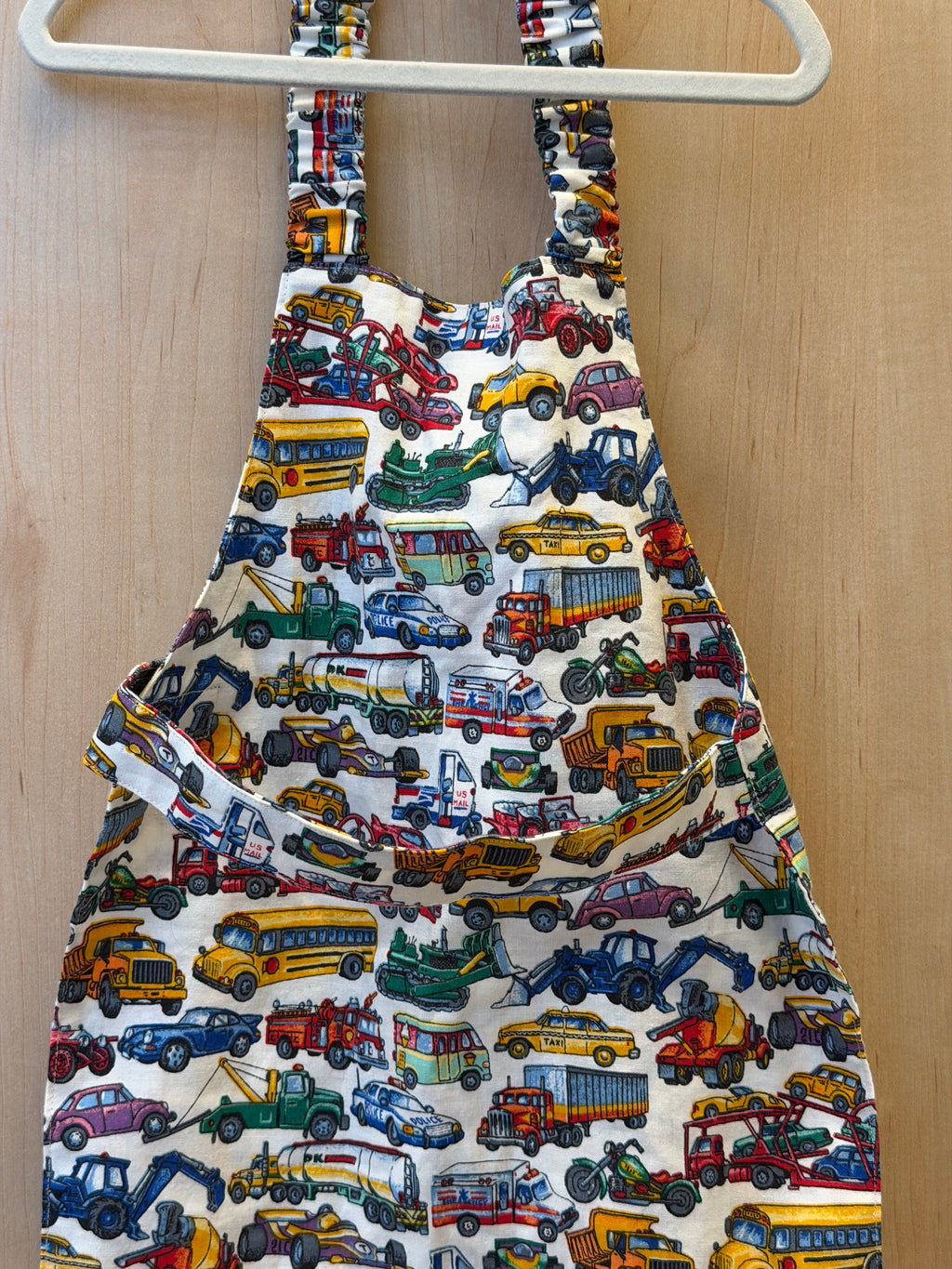 Play Apron with Vintage Cars/Trucks Print and Red Gingham Oven Mitt Set